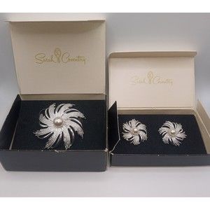 Sarah Coventry Silvery Sunburst Brooch with Clip On Earrings in Original Boxes